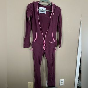 Norwegian Original Women’s One Piece Fitted Onesie Mauve Small